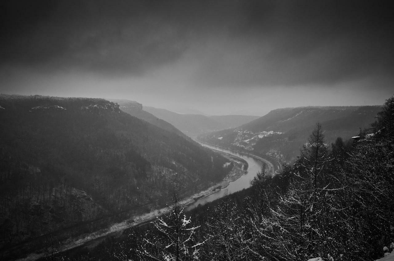 U Kosti - Bohemian Switzerland Apartment Decin Bagian luar foto